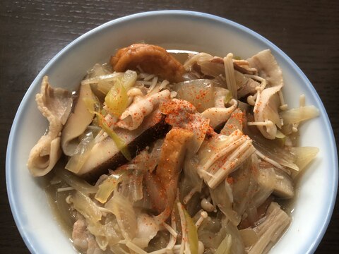 具材たっぷりうどん